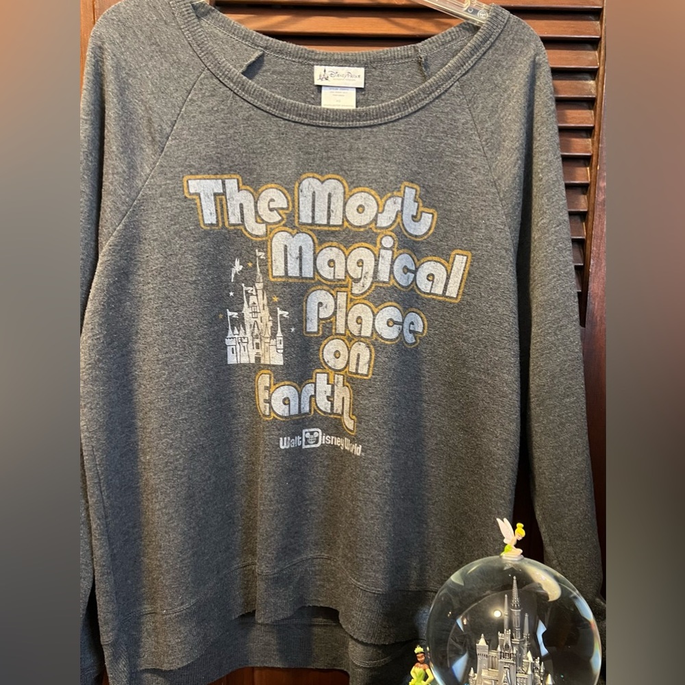 Disney Parks lightweight sweatshirt WDW The Most Magical Place on Earth castleXL